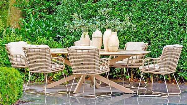 Sprokkelbos - Exclusieve tuinmeubelen