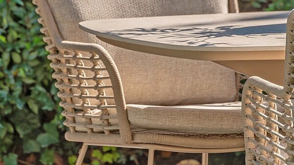 Sprokkelbos - Exclusieve tuinmeubelen