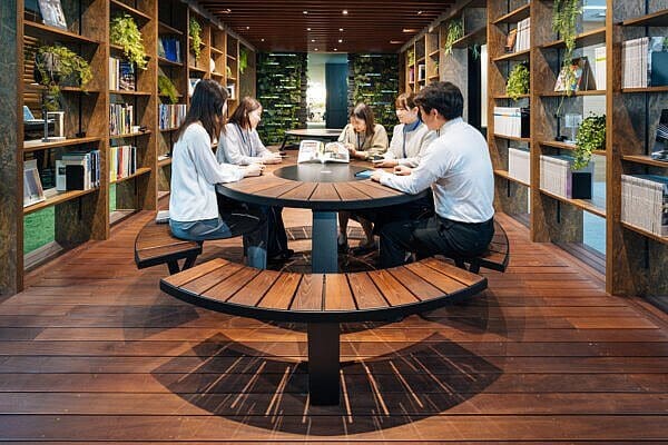 Sprokkelbos - Exclusieve tuinmeubelen