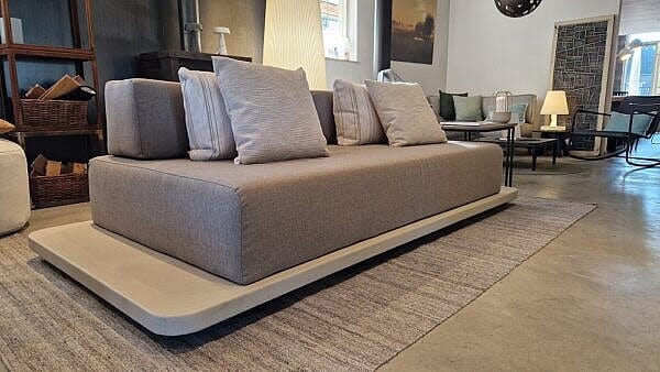 betonlook loungebank