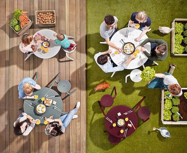 Virus picknick tafel sprokkelbos